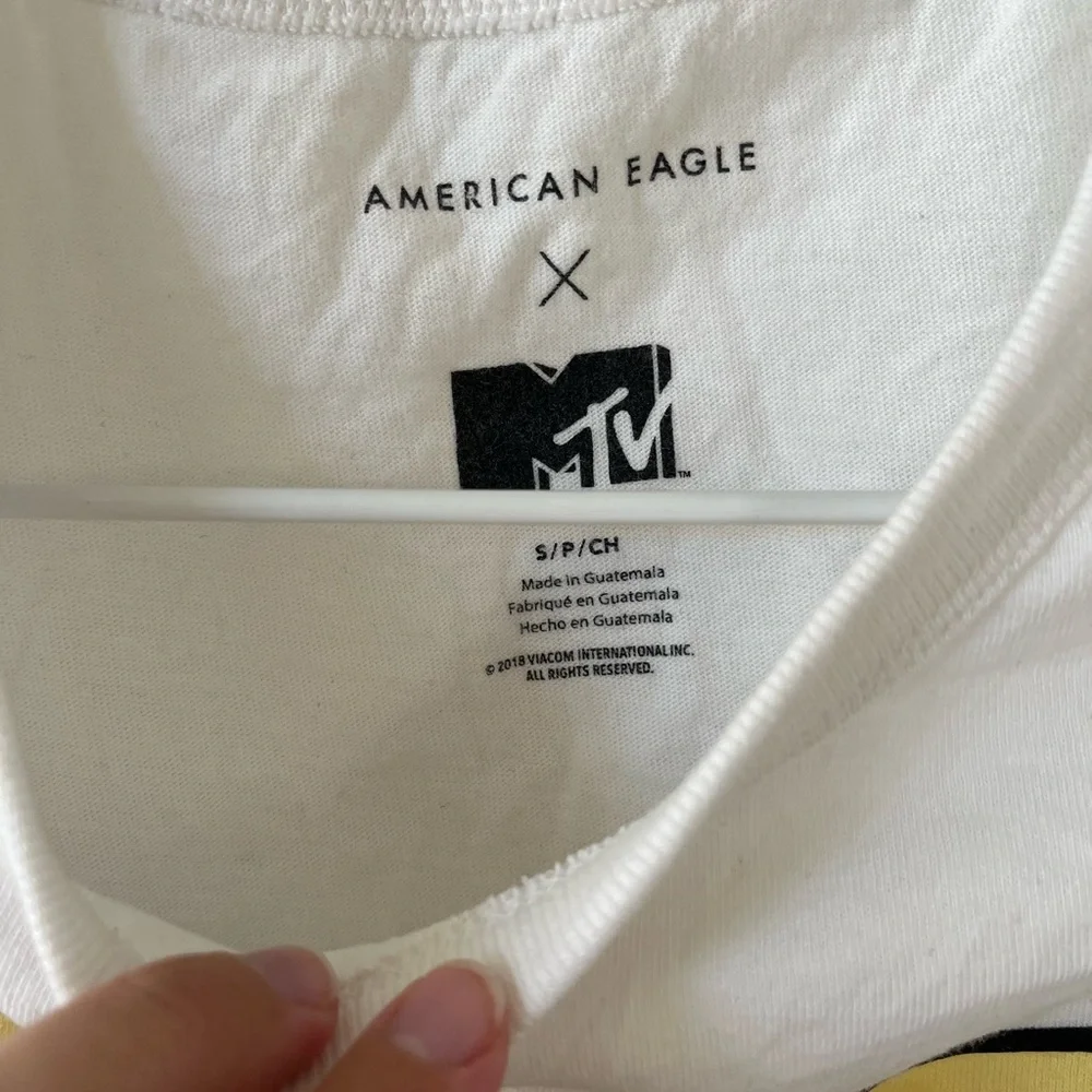 American Eagle x MTV Cropped White T-Shirt - Picture 3 of 4